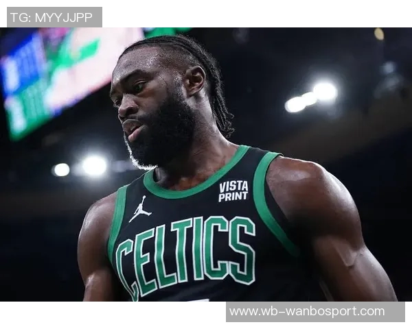 杰伦布朗怒斥裁判放任对手犯规直言已忍无可忍 杰伦布朗怒斥裁判放任对手犯规直言已忍无可忍