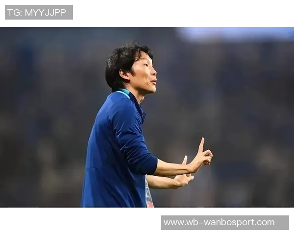 足球报消息称三镇暂无换帅计划邓卓翔与俱乐部沟通尚未深入