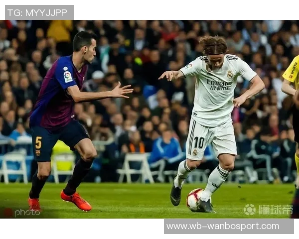 赫伊森因小腿伤缺席国家队皇马仍期待他能及时复出迎战国家德比 赫伊森因小腿伤缺席国家队皇马仍期待他能及时复出迎战国家德比