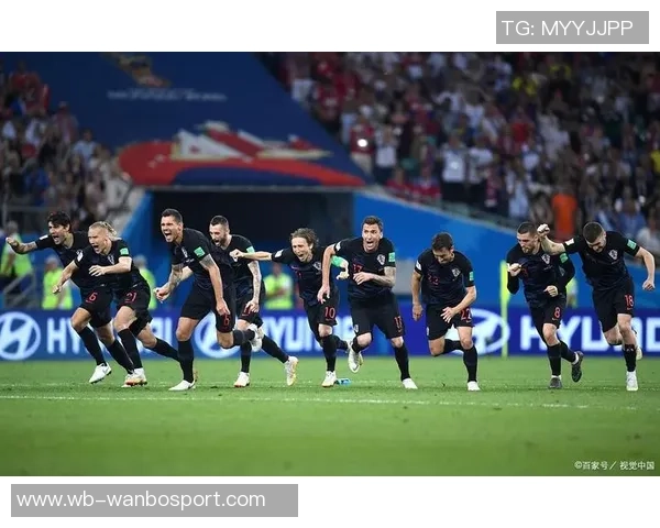 冲击最后一冠阿尔巴社媒晒合照激励队友共同争夺荣誉